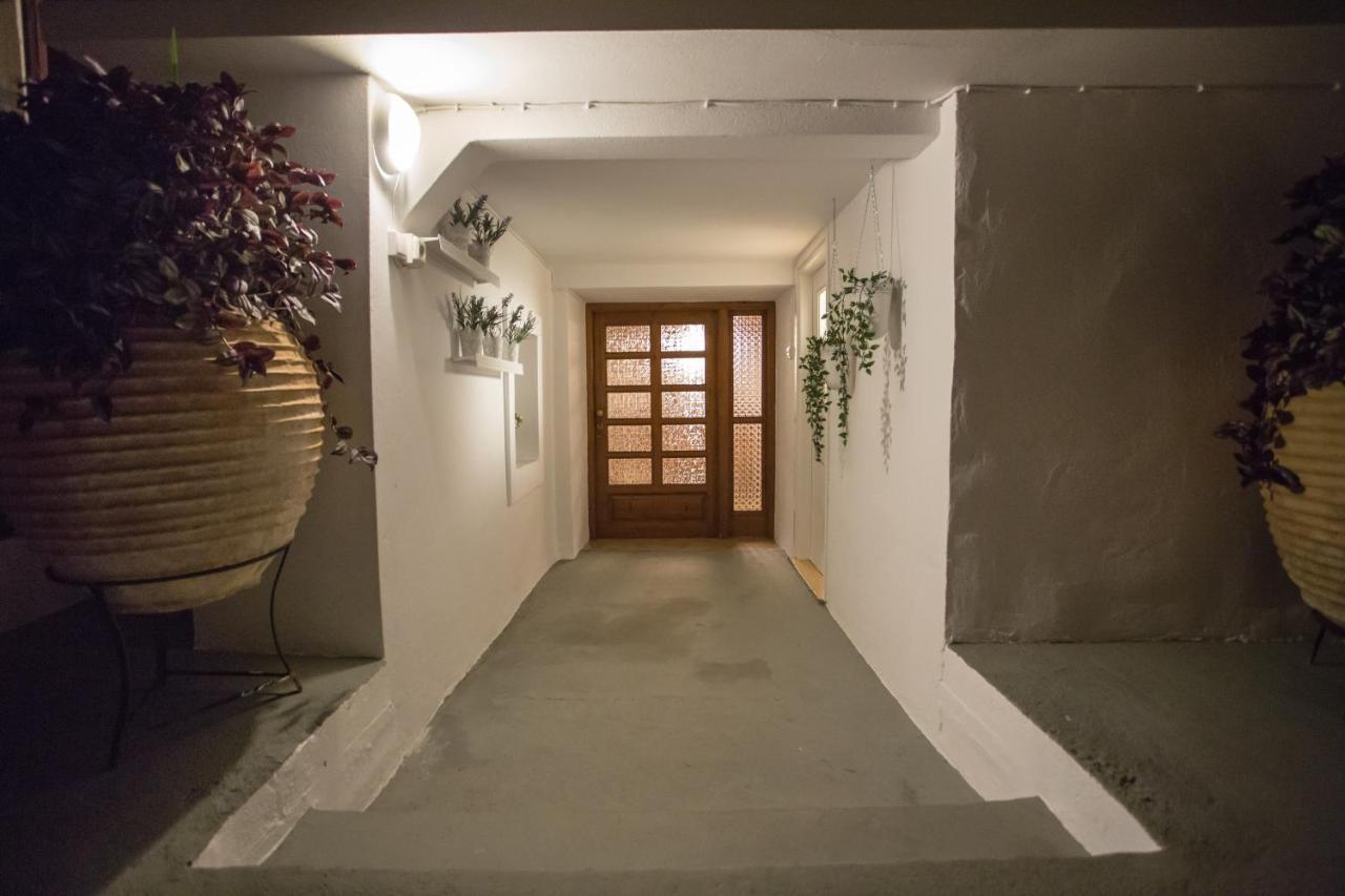 Aparthotel Iris Garden Retreat Korinth Exterior foto